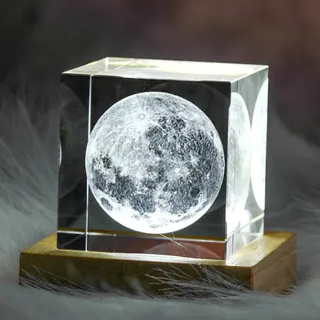 3D Hold Napenergia Galaxy Rendszer Modell Papírnehezék Lézer Gravírozott Kristály Üveg Kocka LED-es Éjszakai Fény, Asztal Szoba Dekoráció Kreatív Ajándékok