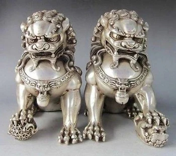 4.4 hüvelyk Kínai régi Tibeti ezüst faragott pár foo kutya oroszlán szobor