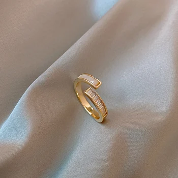 Dél-Korea új design divat ékszer réz intarziás cirkon shell ring elegáns női napi munka nyitás állítható gyűrű