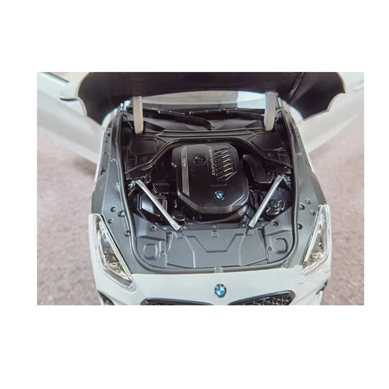 Bburago 1:24 Méretarány BMW Z4 alufelni versenyautó Alufelni Luxus Jármű Fröccsöntött Autó Modell Játék Gyűjtemény Ajándék 5